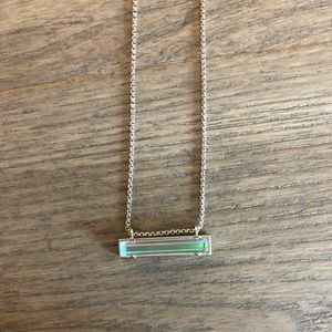 Kendra Scott Leanor pendant iridescent necklace